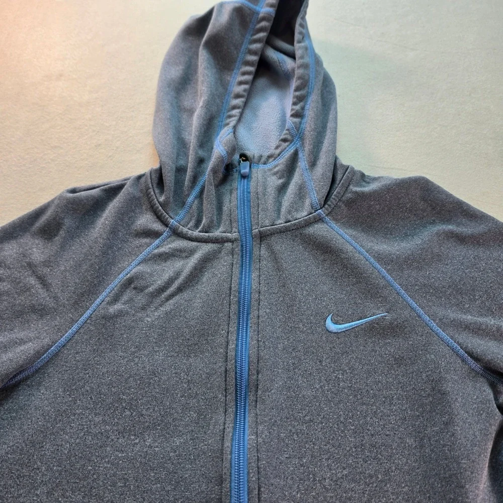 Nike therma fit
